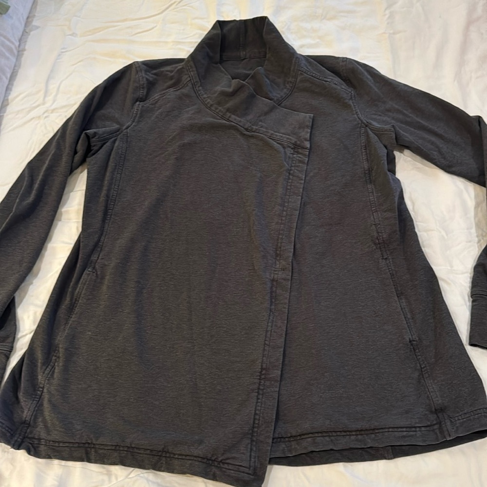 Vintage Lulu Savasana wrap Size 6